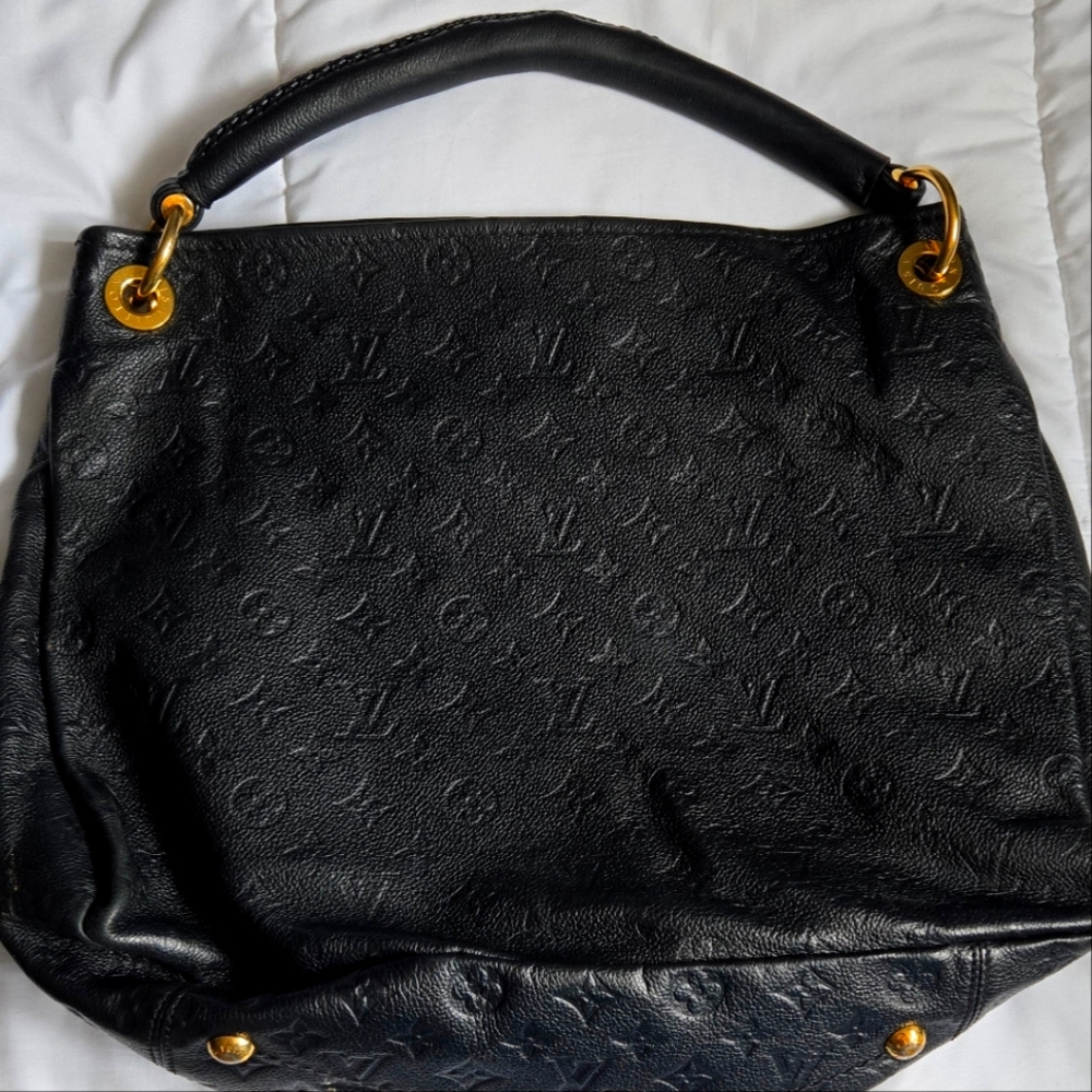 Louis Vuitton Bag Valentines SALE